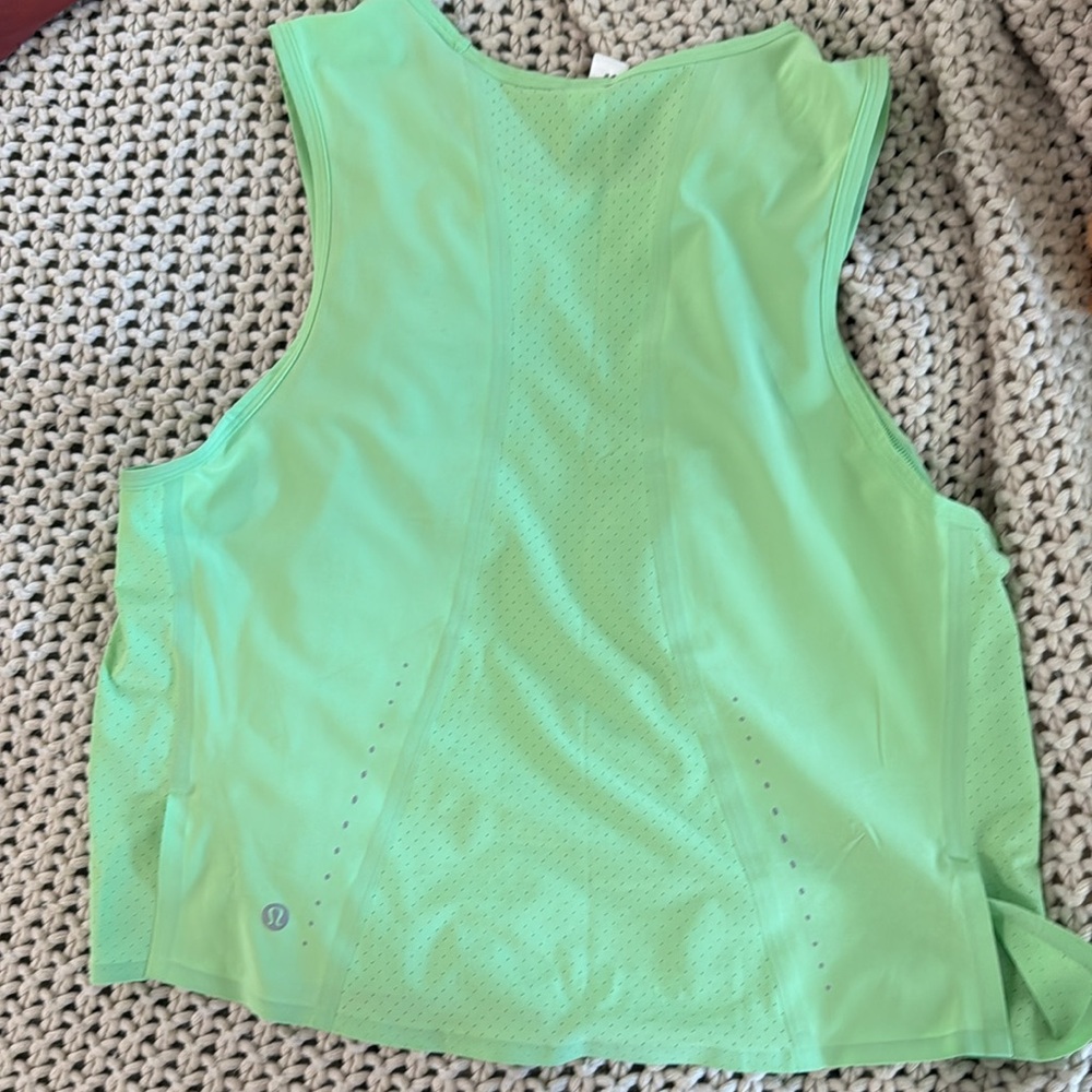 Lululemon Vented Tank Top - Picture 2 of 3